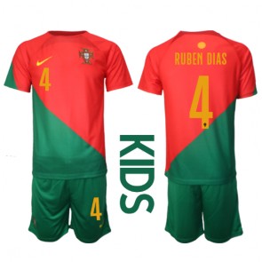 Portugal Ruben Dias #4 babykläder Hemmatröja barn VM 2022 Korta ärmar (+ Korta byxor)